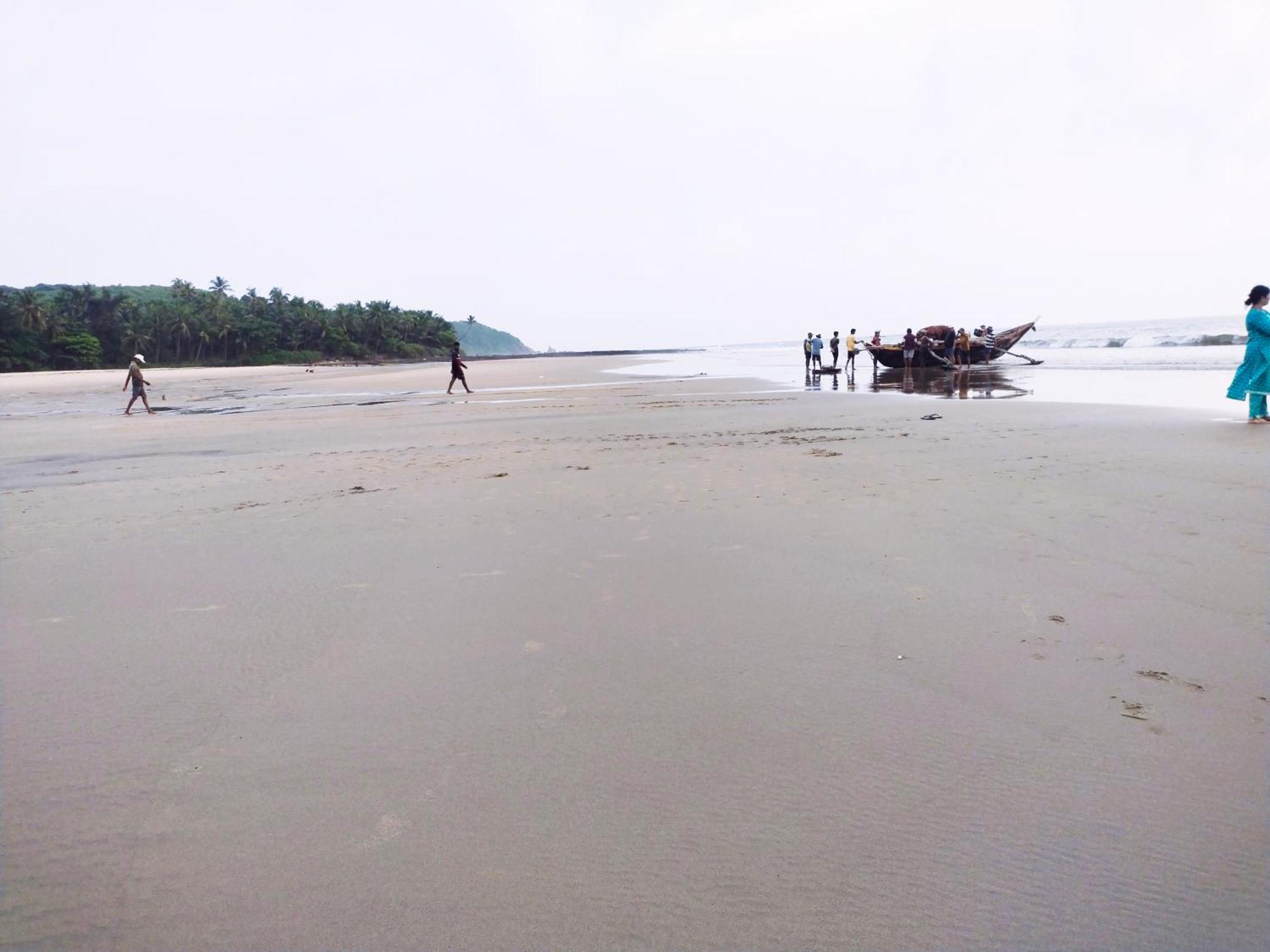 Samant Beach Resort Малван Екстер'єр фото