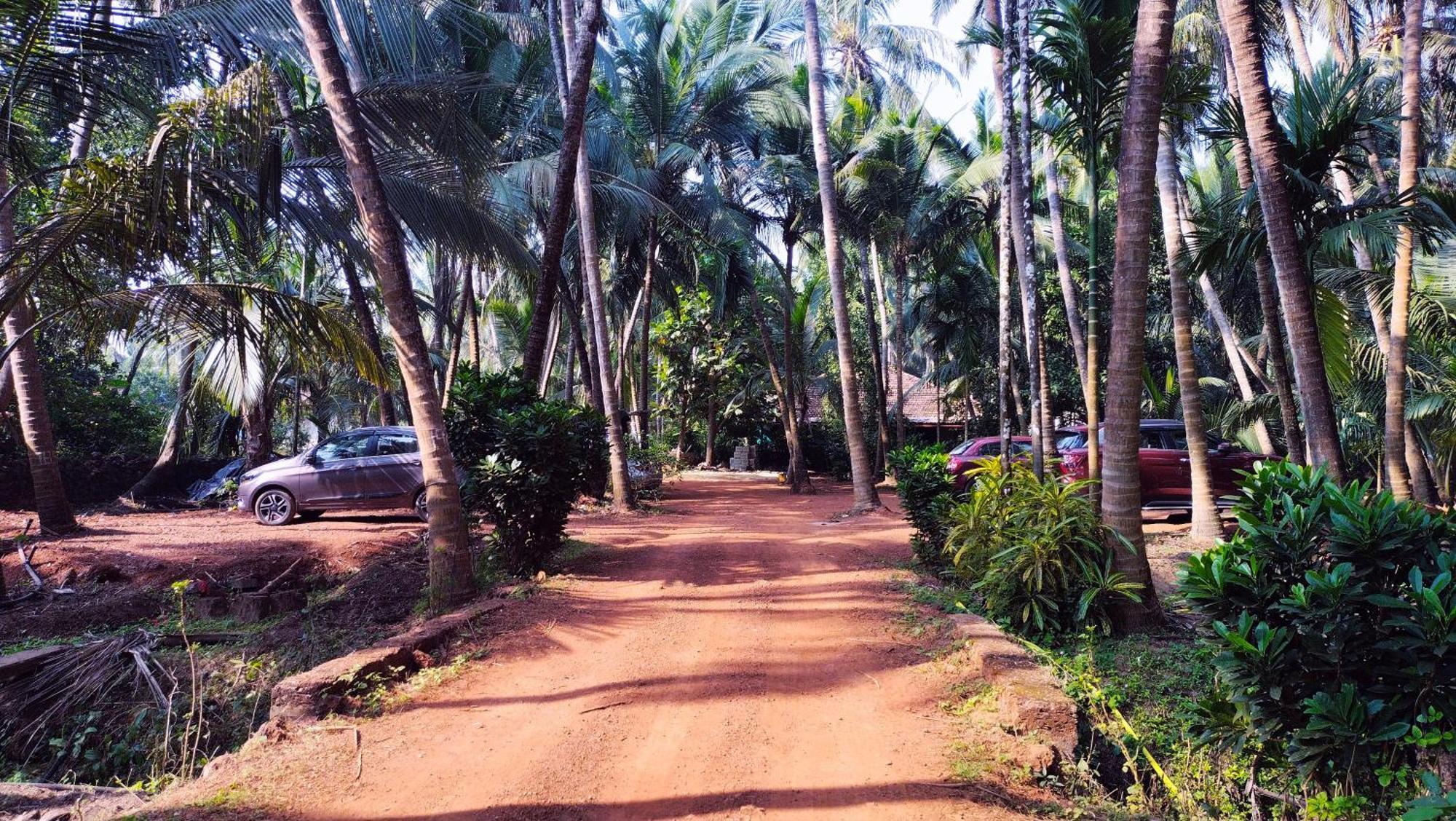 Samant Beach Resort Малван Екстер'єр фото